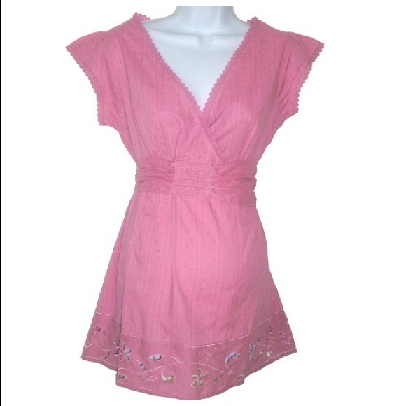 Maternity Empire Waist Pink Top w/ Cut Out Detail - Picture 1 of 2